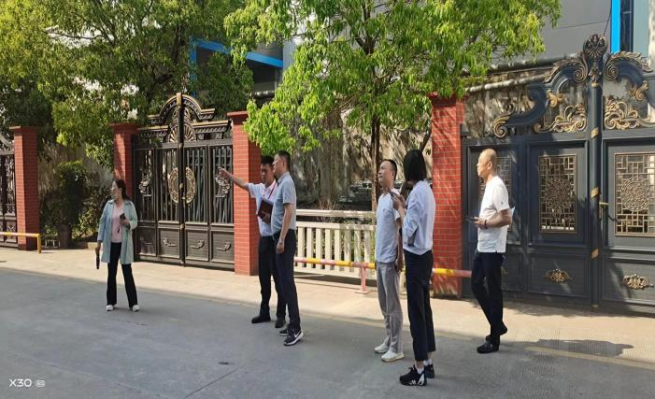 87bf0a54bcfc743e0163720de9c41b97